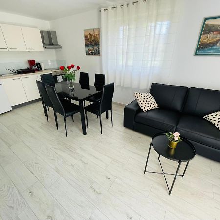 Apartment Paulina Trogir Zewnętrze zdjęcie
